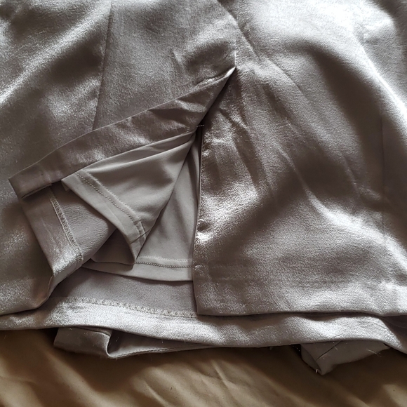 Adrianna Papell Sillver Midi Dress Size 6 - Picture 2 of 5